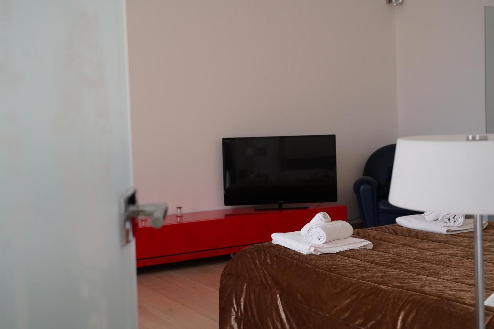 Suite Home D'Aragona Lecce Exterior foto