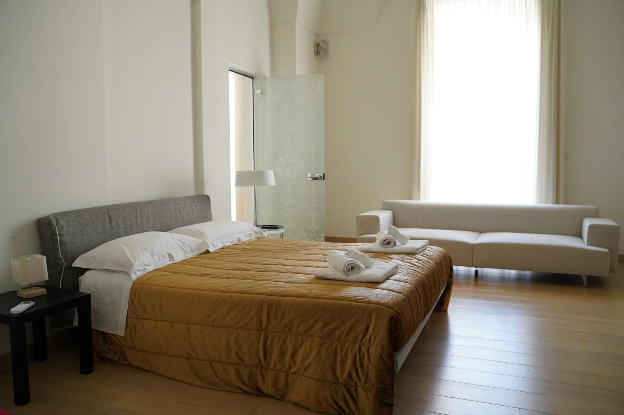 Suite Home D'Aragona Lecce Exterior foto