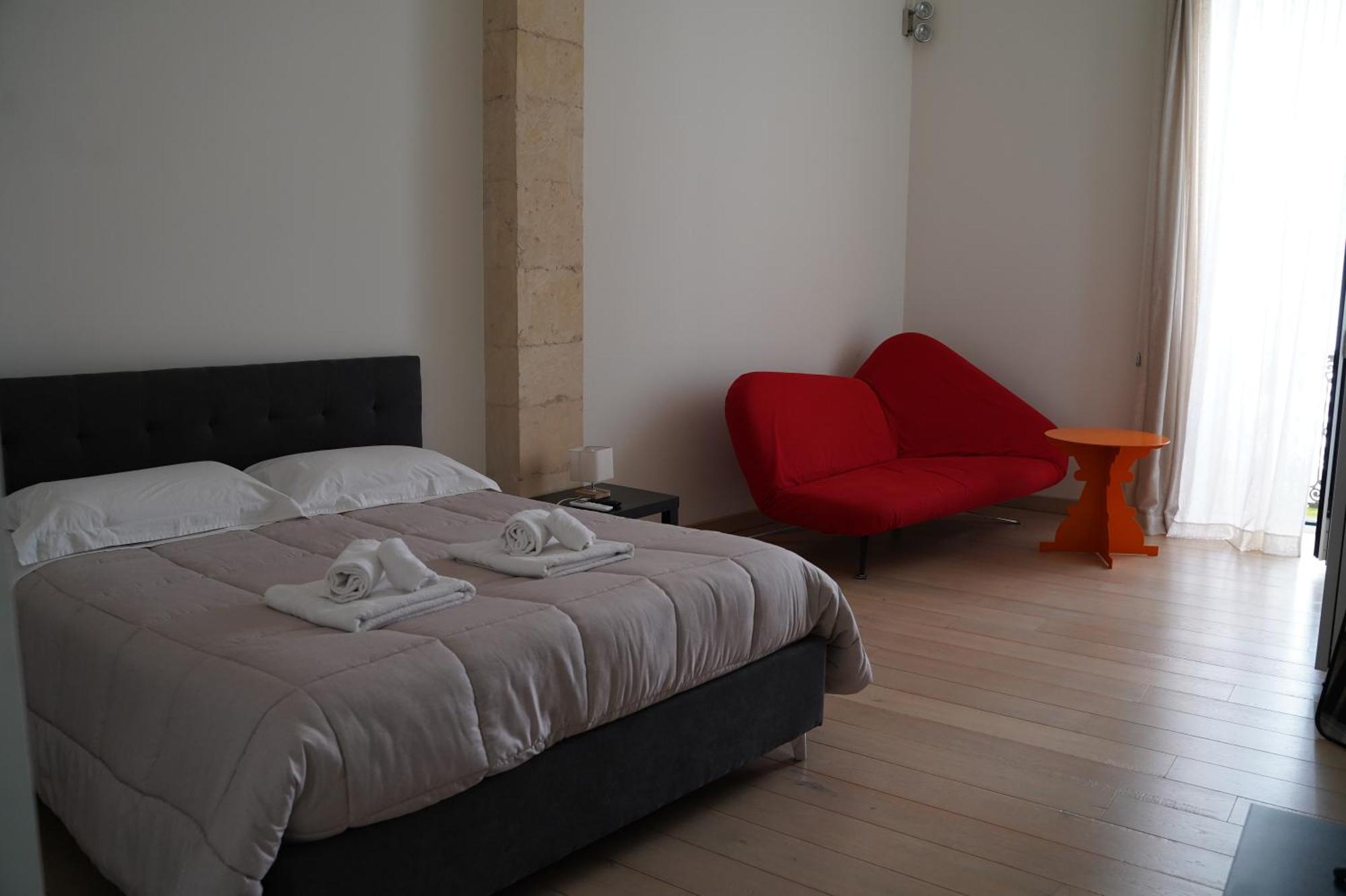 Suite Home D'Aragona Lecce Exterior foto